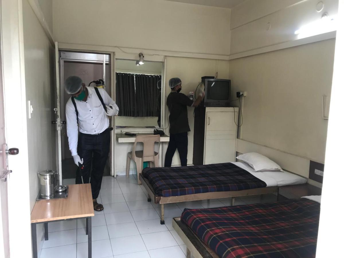 Maurya Residency Hotel Pune Ngoại thất bức ảnh