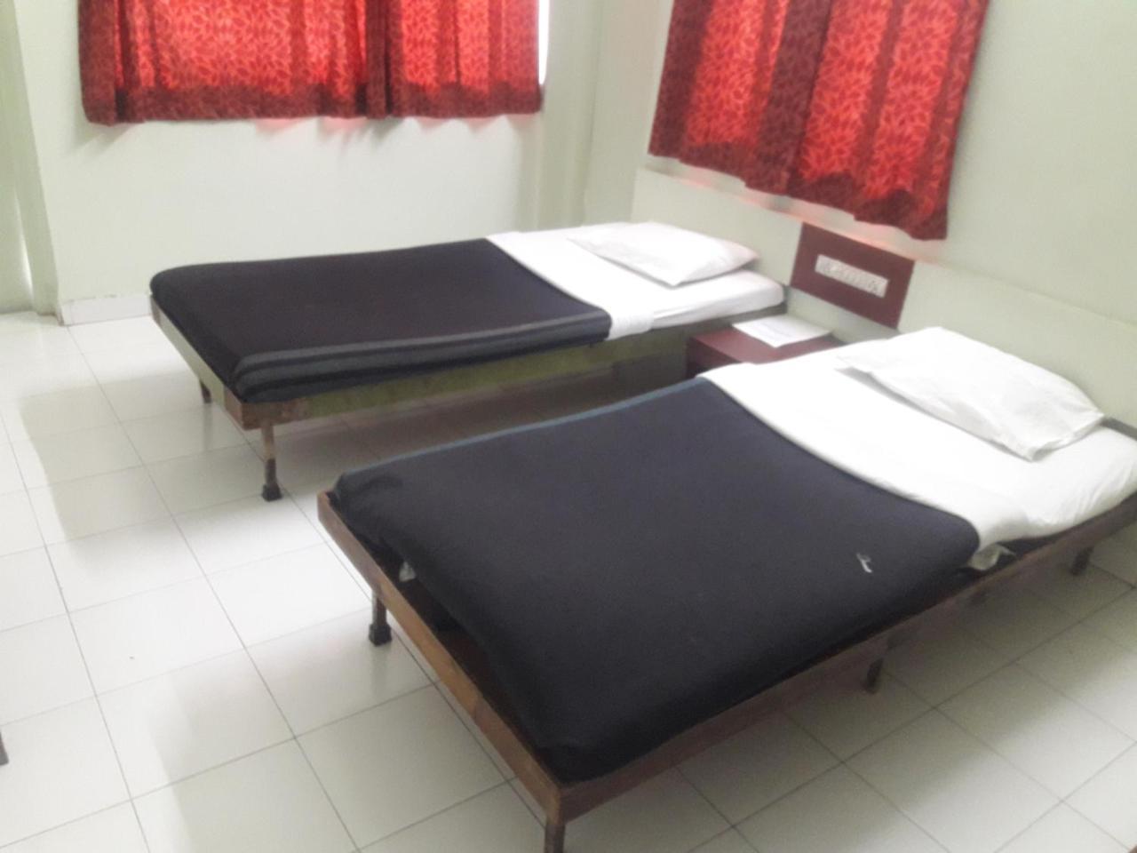 Maurya Residency Hotel Pune Ngoại thất bức ảnh